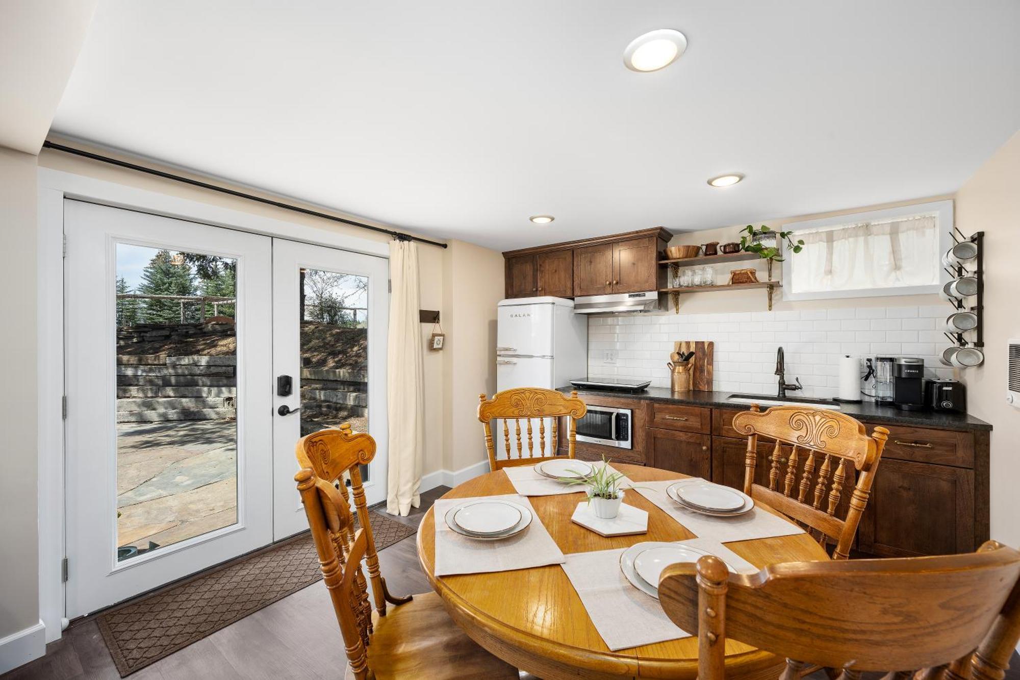 Country Cottage Basement Apartment 海登 外观 照片